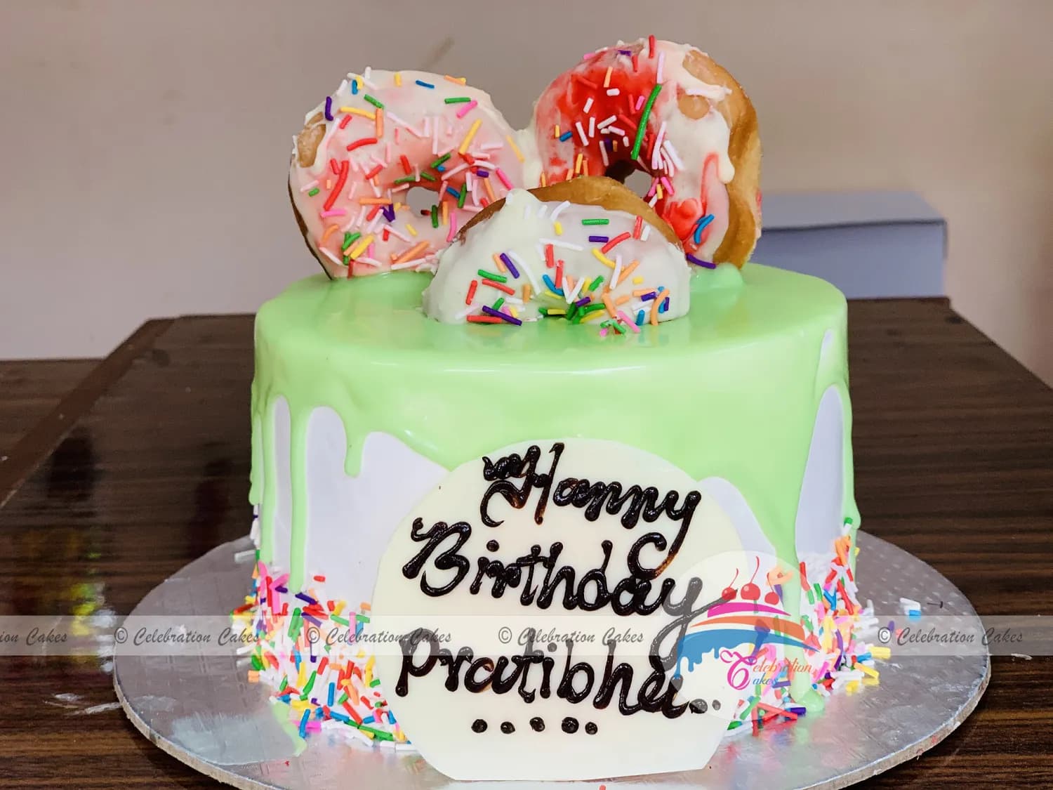 Custom Doughnuts topping cake (2 pounds ) #117