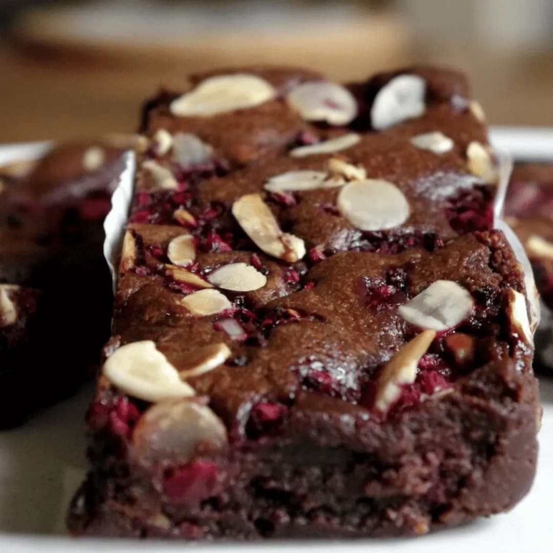 Almond Chocolate Brownie