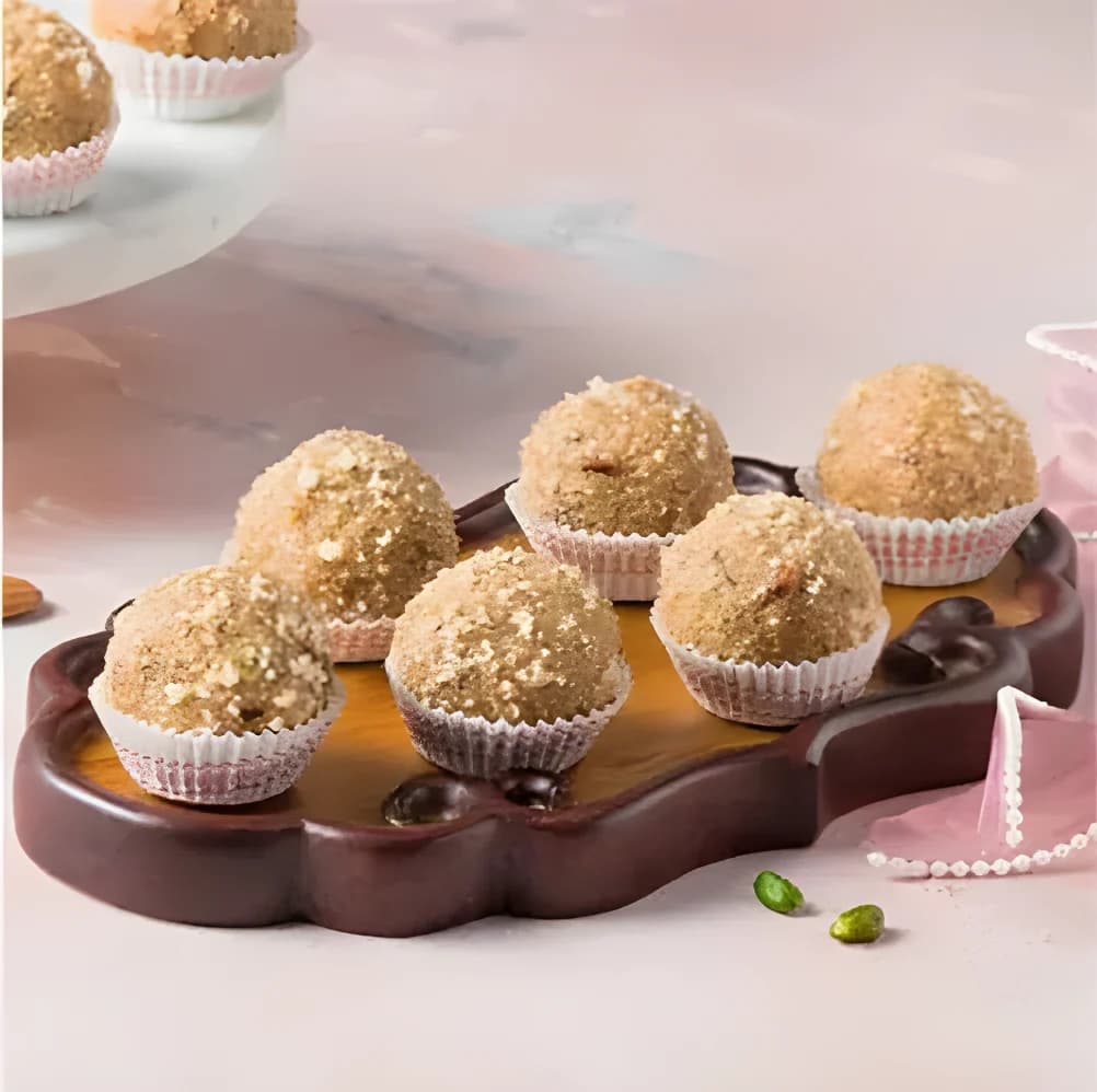 Gondh Laddu
